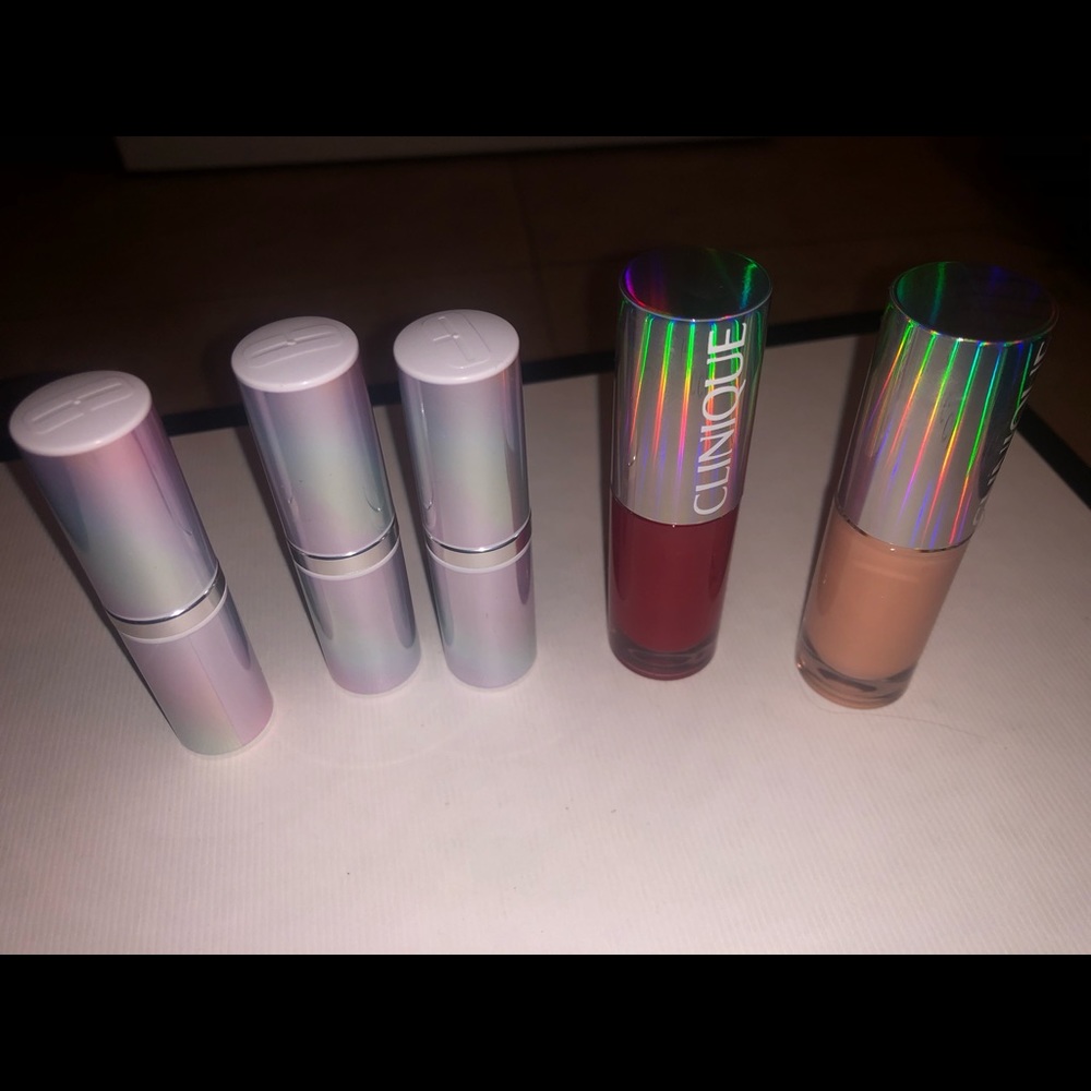 Clinique Lipglosses and Lipsticks